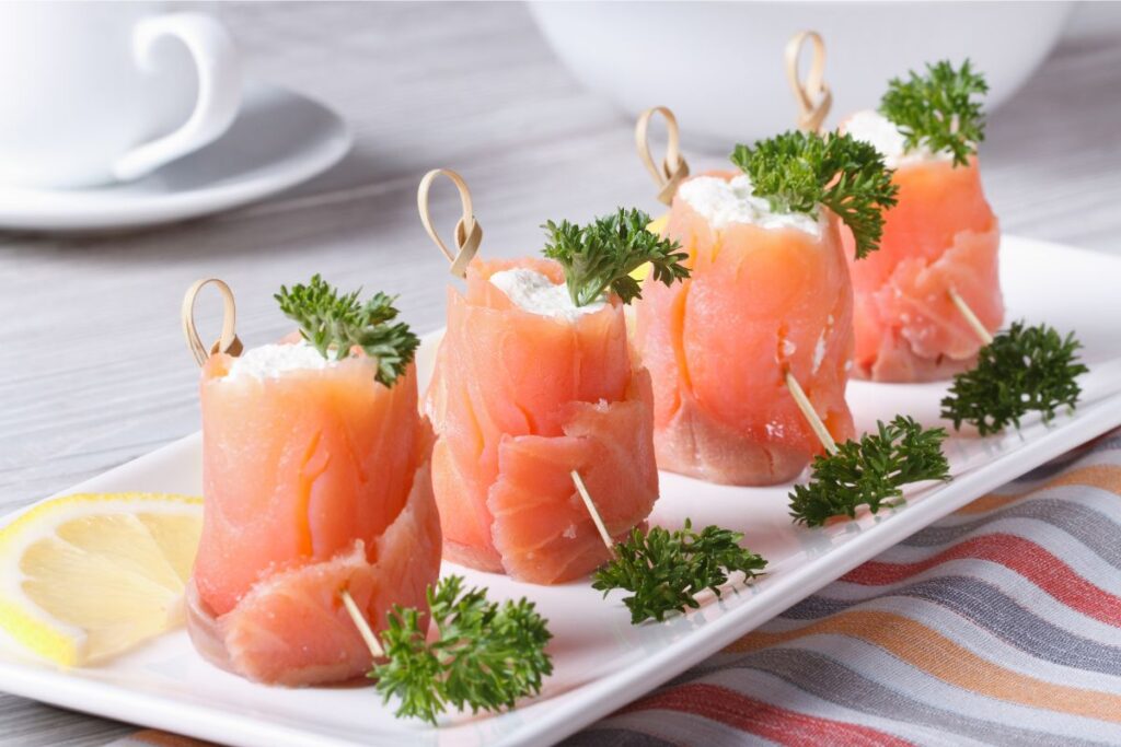 involtini di salmone affumicato